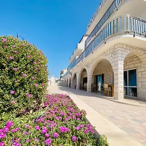 Buenavista House Trogir 3* Mastrinka