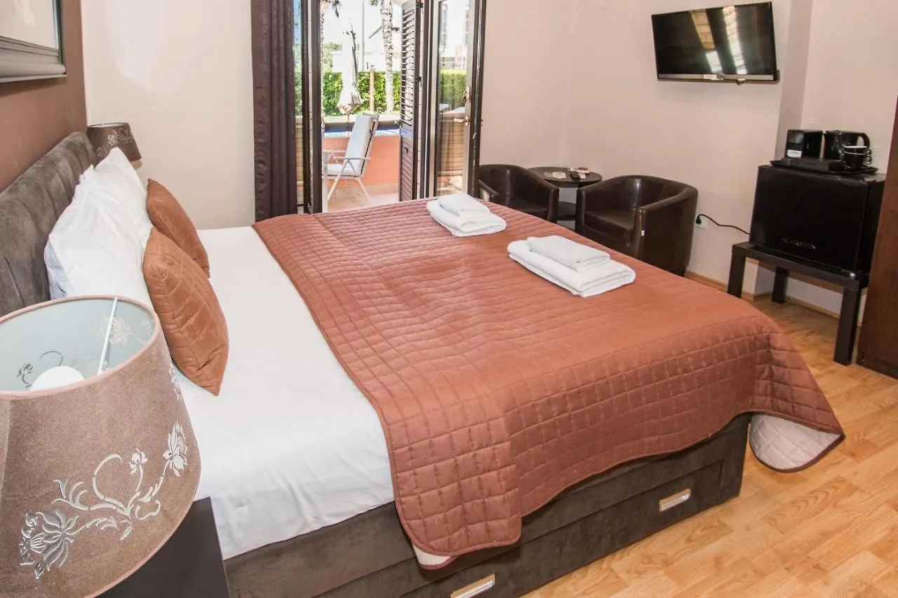 Bed & Breakfast Anita Bed & Breakfast Medulin 3*,  Croatia