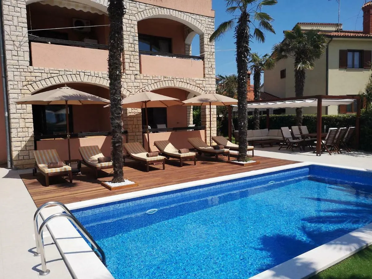 Bed & Breakfast Anita Bed & Breakfast Medulin 3*,  Croatia